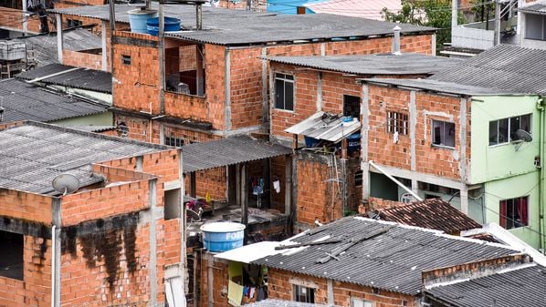 A técnica, isoladamente, não explica por que a água falta sempre nos mesmos lugares. Tratar a falta de água como evento excepcional é uma forma de minimizar um problema que é contínuo