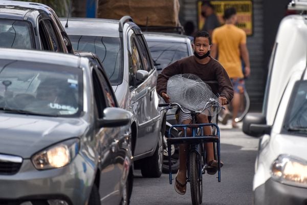Vitória - ES - O Coronavírus e a periferia. Bairro São Pedro.  por Vitor Jubini