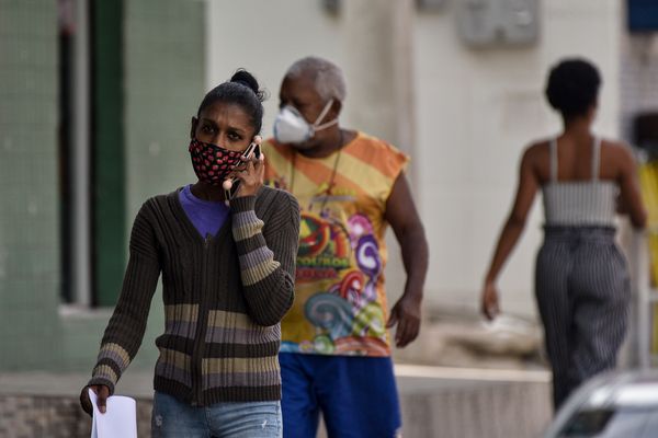 Vitória - ES - O Coronavírus e a periferia. Bairro São Pedro.  por Vitor Jubini
