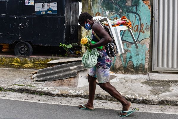 Vitória - ES - O Coronavírus e a periferia. Volta do Rabaioli, região da Grande Santo Antônio. por Vitor Jubini