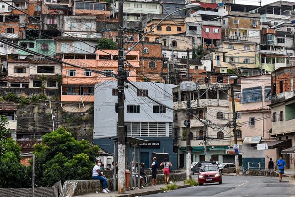 Vitória - ES - O Coronavírus e a periferia. Volta do Rabaioli, região da Grande Santo Antônio. por Vitor Jubini