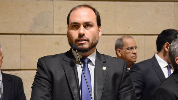 Na visão do presidente, na manhã desta quarta-feira (27) ocorreu justamente o que vinha lhe dando preocupação desde o fim de semana: uma ação que atingisse seus aliados