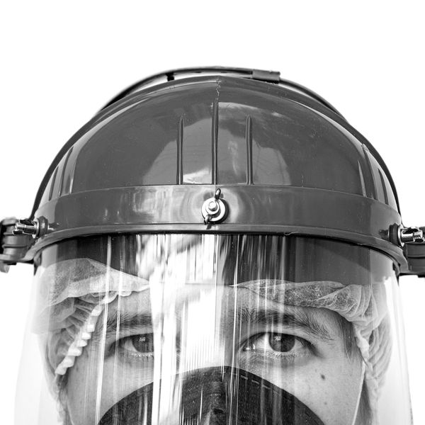 Fotografias do Projeto "Olha pra mim" com profissionais de saúde por Thiago Santos