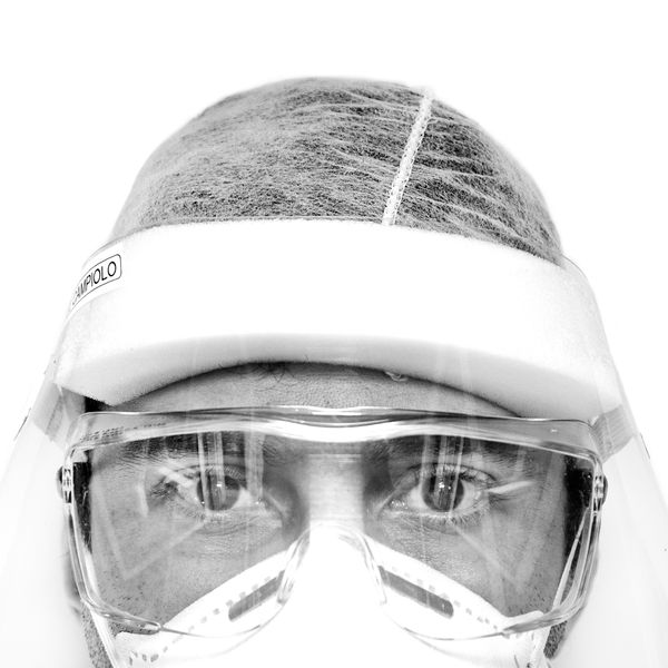 Fotografias do Projeto "Olha pra mim" com profissionais de saúde por Thiago Santos