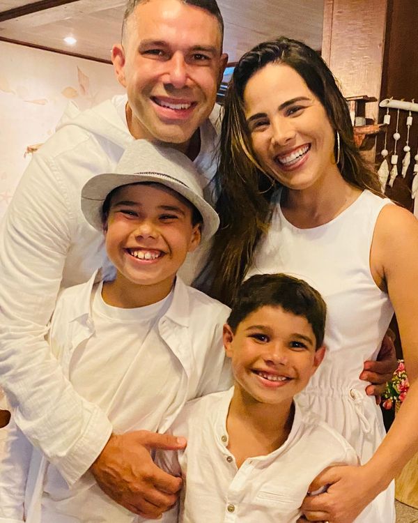 Marcus Buaiz, Wanessa Camargo e os filhos  José Marcus e João Francisco