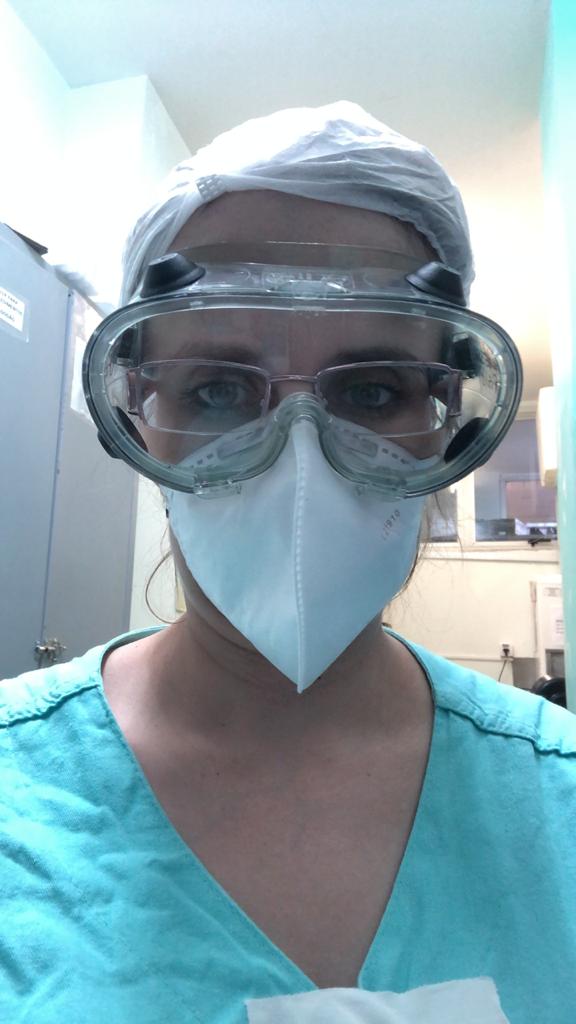 Vanessa Rodrigues Gomes,  34 anos, dez deles como fisioterapeuta, atua na UTI do Hospital Universitário Cassiano Antônio Moraes (Hucam)