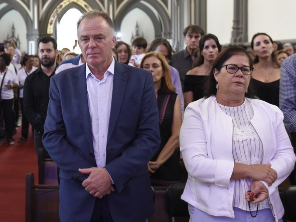 17/02/2019 - Renato Casagrande e a esposa Virgínia. Última missa em homenagem ao Arcebispo Emérito Dom Sivestre Scandian na Catedral Metropolitana por Vitor Jubini