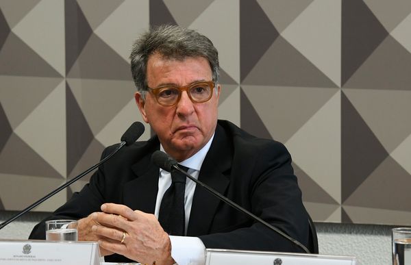 O suplente do senador Flávio Bolsonaro, empresário Paulo Marinho, depõe na CPMI das Fake News, no Senado, em dezembro de 2019