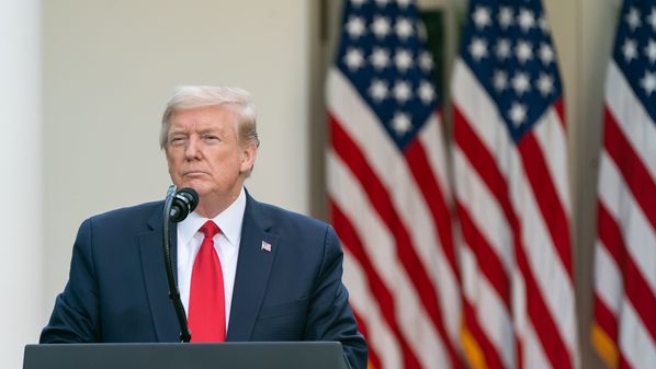 O presidente anunciou nesta sexta (29) que os Estados Unidos estão terminando seu relacionamento com a Organização Mundial de Saúde (OMS) e vão direcionar os pagamentos a outras organizações de saúde pública