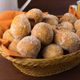 Imagem - Bolinho de chuva é um clássico do café da tarde: veja receita