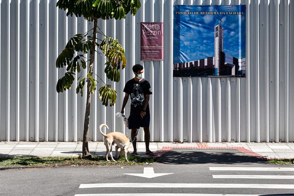 Vitória - ES - Jardim Camburi: bairro com maior número de casos de coronavírus no ES por Vitor Jubini