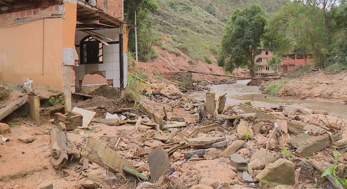 Nesta segunda etapa de entrega do benefício, 126 moradores do município receberão R$ 3 mil para comprar móveis, eletrodomésticos e materiais de construção