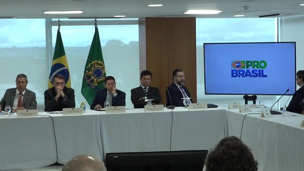 Maioria acha que o ex-ministro Sergio Moro fala mais a verdade; fala do presidente é considerada inadequada por 76%