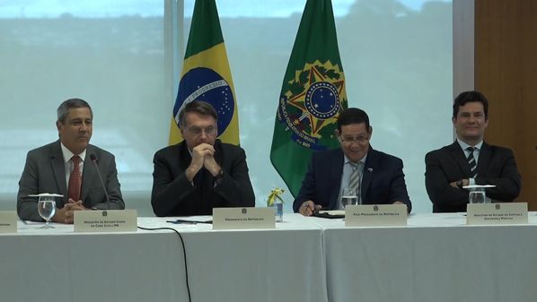 Íntegra da reunião ministerial escancarou que, seja pelos discursos, seja pelos silêncios, o governo federal tem aprofundado os impactos da crise do novo coronavírus