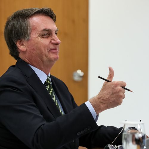 Bolsonaro sanciona socorro que dará R$ 2 bi ao Estado e a municípios do ES