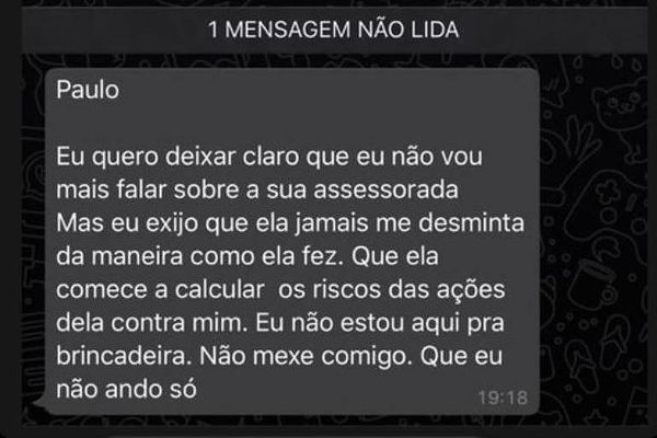 Print de supostas conversas do WhatsApp de Leo Dias com Anitta e equipe