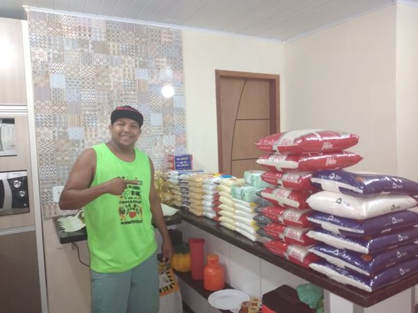 Morador de Vila Bethânia arrecada doações para distribuir cestas básicas