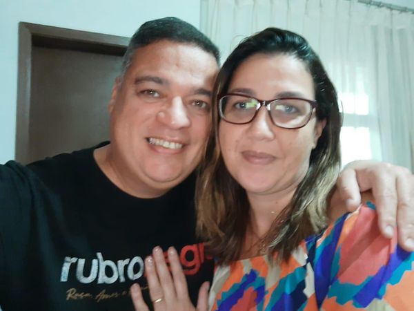 Tenente-coronel da Polícia Militar, Rogério Fernandes Lima, e a esposa, a enfermeira do Samu, Flora Emília Lima, ambos contaminados pelo novo coronavírus