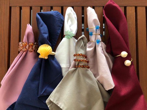 A Miss Espírito Santo 2020, a arquiteta Thainá Castro, tem feito máscaras para doar e artesanato durante o isolamento 