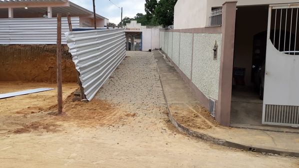 Construção de capela mortuária e gavetas para o cemitério está causando revolta em moradores de Bom Jesus do Norte