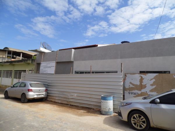 A obra da capela mortuária