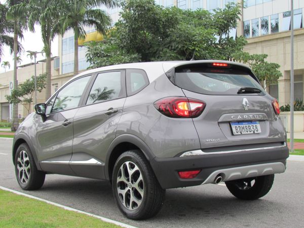 Sistema de som premium é atrativo do Renault Captur