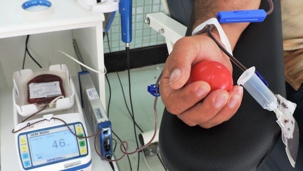 'Nós trabalhamos com uma margem de segurança em nosso estoque. Hoje precisamos de 140 bolsas de sangue tipo O+ e estamos com apenas 10', disse Marcela Gonçalves Murad, diretora do Hemoes
