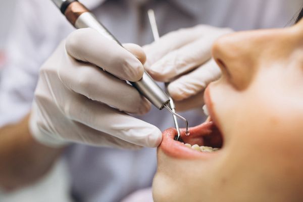 Dentistas estão entre os beneficiados da proposta