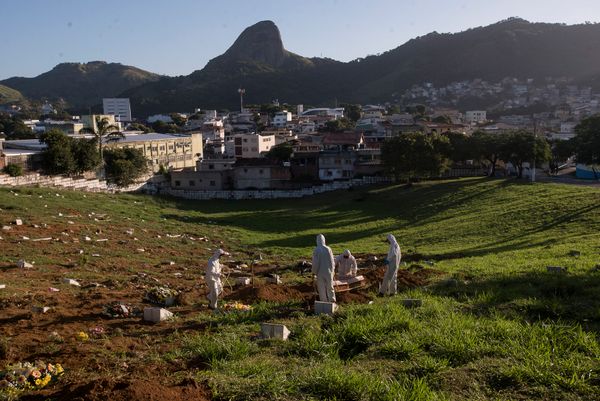 Mesmo sofrendo com um câncer, Elson mostrava garra e fazia questão de trabalhar para trazer o sustento da família.  por Vitor Jubini