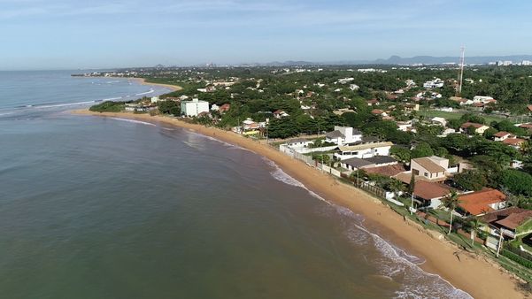 Praia de Manguinhos, na Serra
