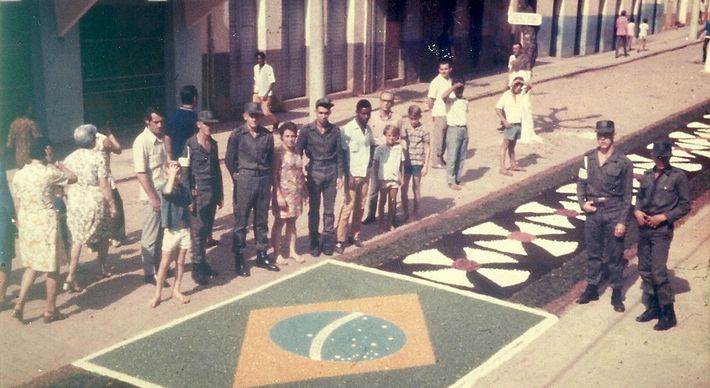 Pela segunda vez na história, os tradicionais tapetes não serão confeccionados nas ruas
