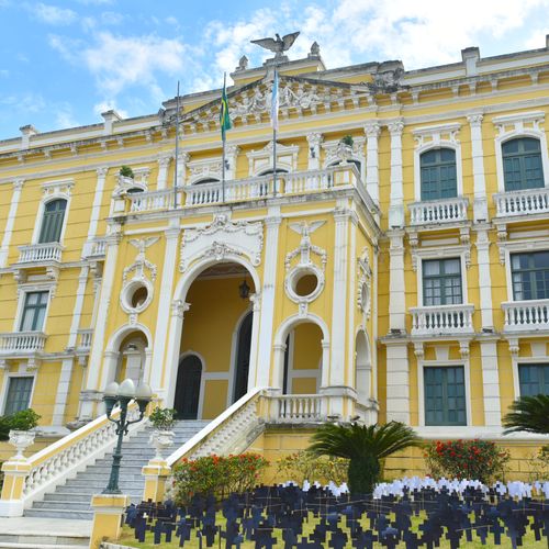 ES supera os 2 mil óbitos por Covid-19 com mais mortes entre negros