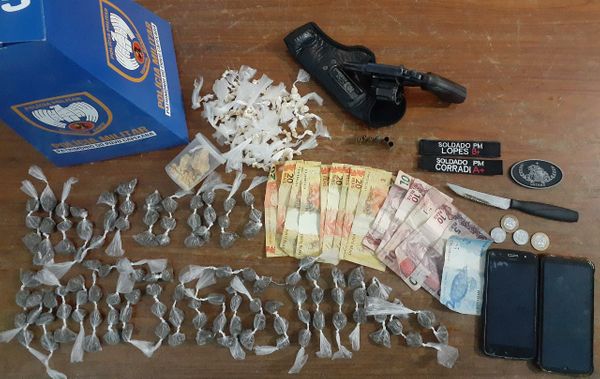 Operação com 100 policiais cumpre mandados de busca e apreensão em Pinheiros