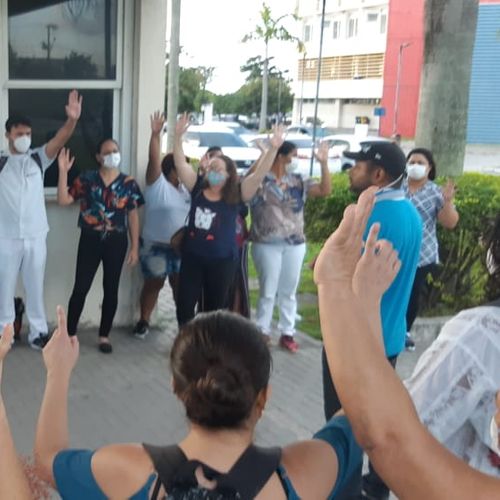 Categoria anunciou greve que teria início na próxima terça-feira (9), que atingiria dois hospitais da Grande Vitória que são referência no combate à Covid-19. Justiça impôs multa de R$ 50 mil em caso de descumprimento