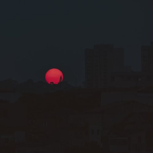 Satélite mergulhará quase metade da face na sombra externa da Terra, iniciando às 14h45 (Horário de Brasília) – abaixo do horizonte. Segundo a Nasa, será mais visível na Ásia, Europa, Austrália e América do Sul, mas também poderá ser observado no país