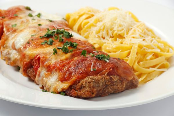 Parmegiana & Pasta do Empório Joaquim