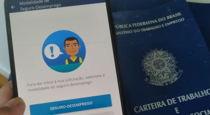 O argumento do Governo Federal era que, diante da crise econômica, seria mais difícil que esses profissionais se recolocassem no mercado