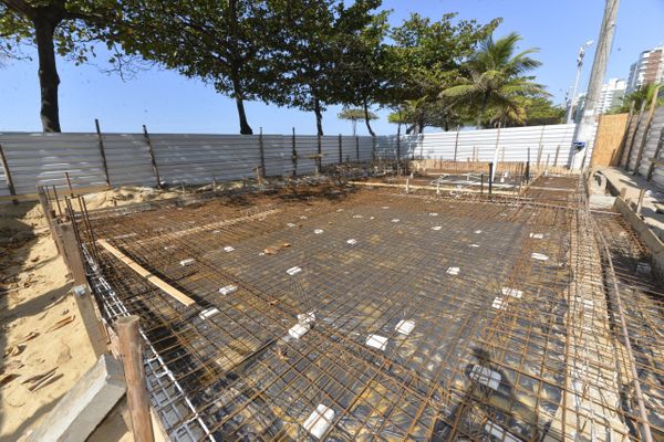 Andamento das obras dos quiosques em Vila Velha