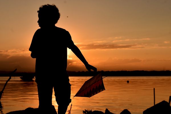 Entardecer na Ilha das Caieiras, em Vitória por Fernando Madeira
