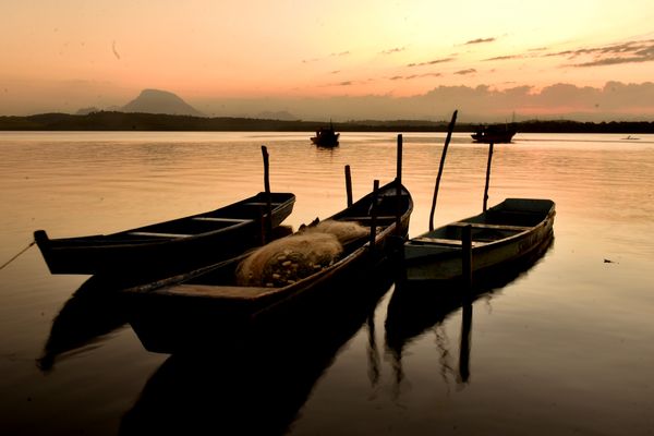 Entardecer na Ilha das Caieiras, em Vitória por Fernando Madeira
