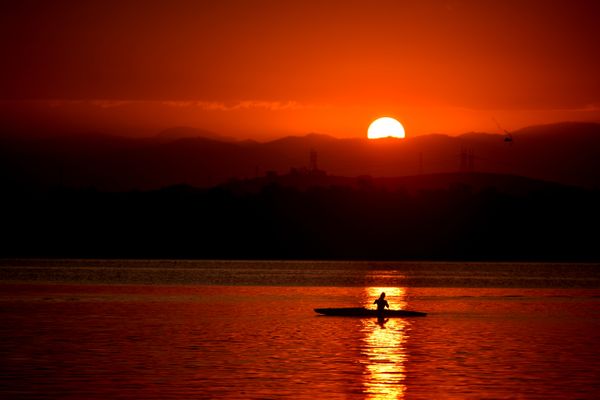 Entardecer na Ilha das Caieiras, em Vitória por Fernando Madeira
