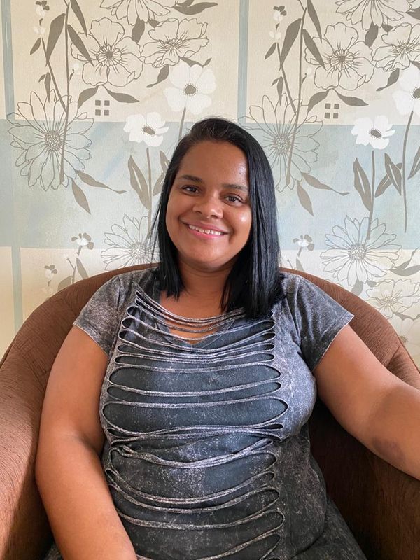 Técnica de enfermagem do trabalho, Nelcileia Aparecida Viana, 42 anos, ficou com uma perna paralisada e lapsos de memória após a covid-19