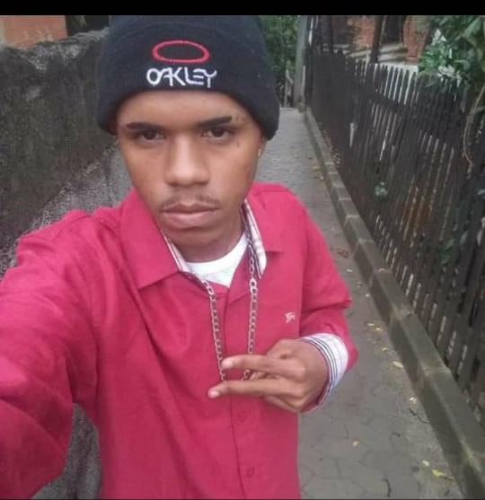 Viníius Oliveira, 19 anos, morreu em um confronto com PM em Porto de Cariacica