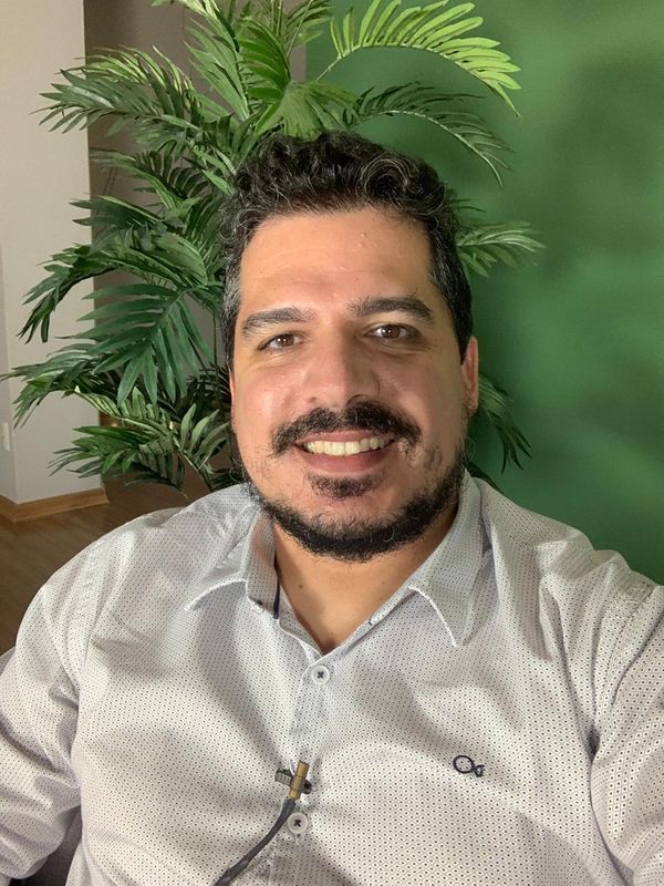 O gerente comercial da Morar, Filippe Vieira, vai comandar a transmissão ao vivo