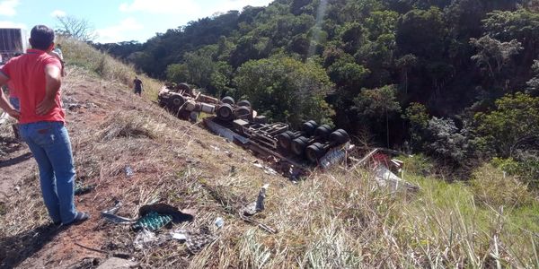 Acidente aconteceu na BR-101, Sul da Bahia