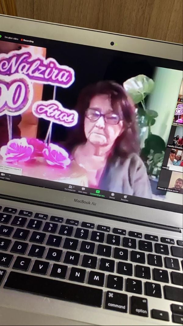 Coral virtual é realizado para comemorar aniversário de 90 anos de idosa