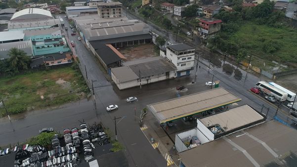 Alagamento provocados pela chuva  na região de Cobilândia, Vila Velha