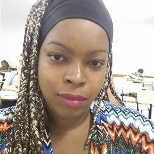 Gleicy dos Santos da Vitória, paciente de asma e hipertensão. Líder comunitária de Pedra dos Búzios, Gleicy já foi membro do Conselho de Saúde do município e o do Estado, além de membro da plenária nacional dos conselhos de saúde