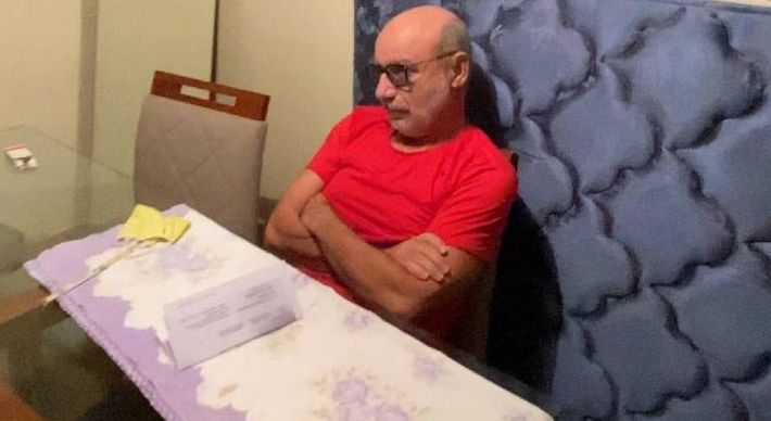 Ex-assessor de Flávio Bolsonaro havia sido beneficiado pelo presidente do Superior Tribunal de Justiça, João Otávio Noronha, com a prisão domiciliar. Essa ordem agora foi revogada