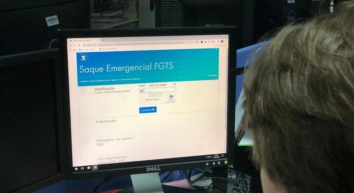 Depósitos de quem nasceu entre julho e dezembro serão realizados pela Caixa em conta digital. Veja quando cada um vai receber
